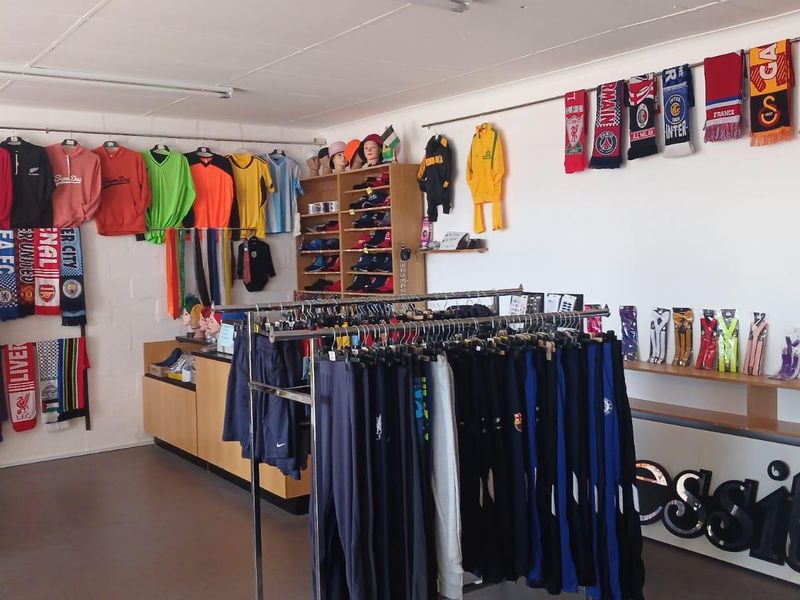 90 sqm Retail Space To Let | Ottery Value Centre - Photo 5