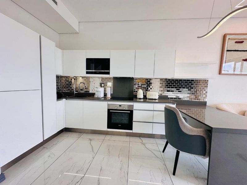 Exclusive Fully Furnished Apartment at The Leonardo - Photo 2