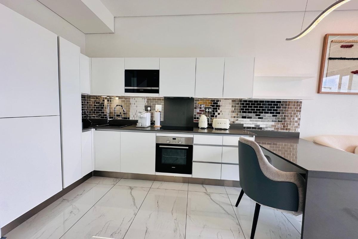 Exclusive Fully Furnished Apartment at The Leonardo - Photo 2