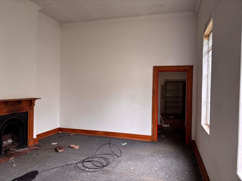 CALLING ALL INVESTORS! PROPERTY FOR SALE IN LEAFY RIVIERA PRETORIA - Photo 8