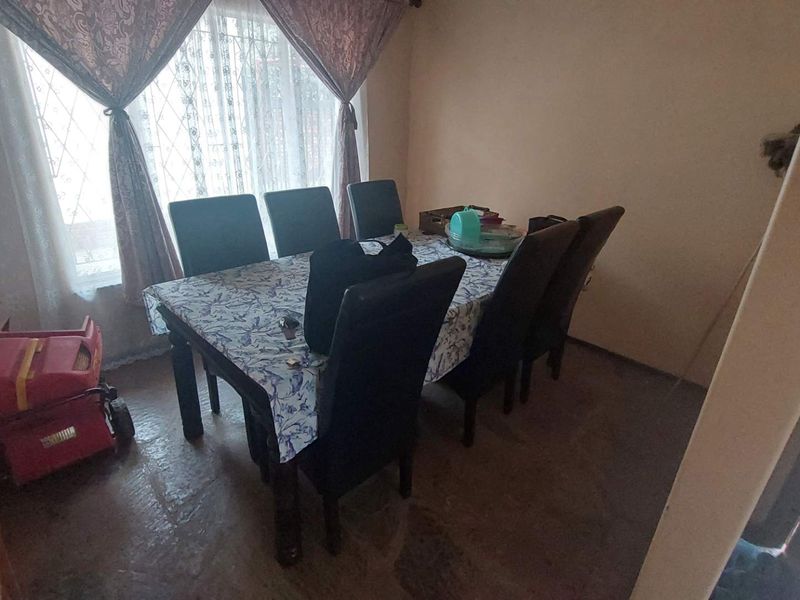 HOUSE FOR SALE, CLAREMONT - Photo 9