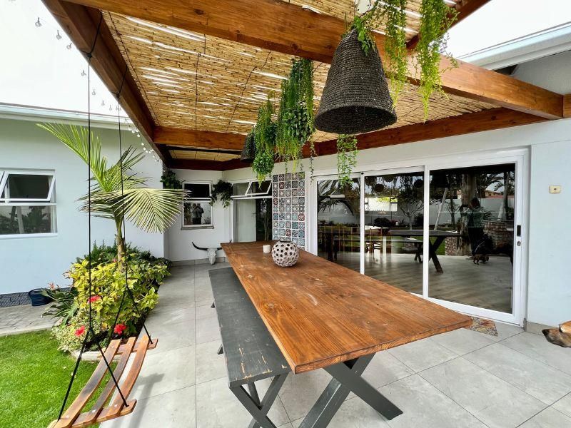 NEWLY RENOVATED FAMILY HOME IN MEERSIG - Photo 2