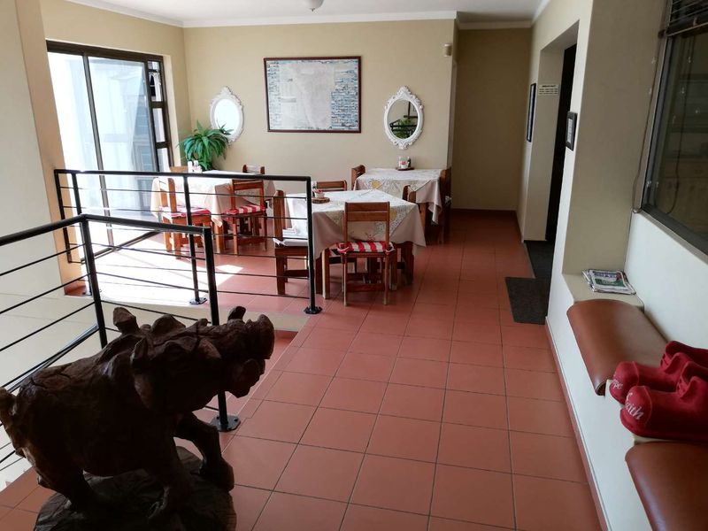 Prime Location Panoramic Lagoon view perfect for a Guest House! - Photo 3