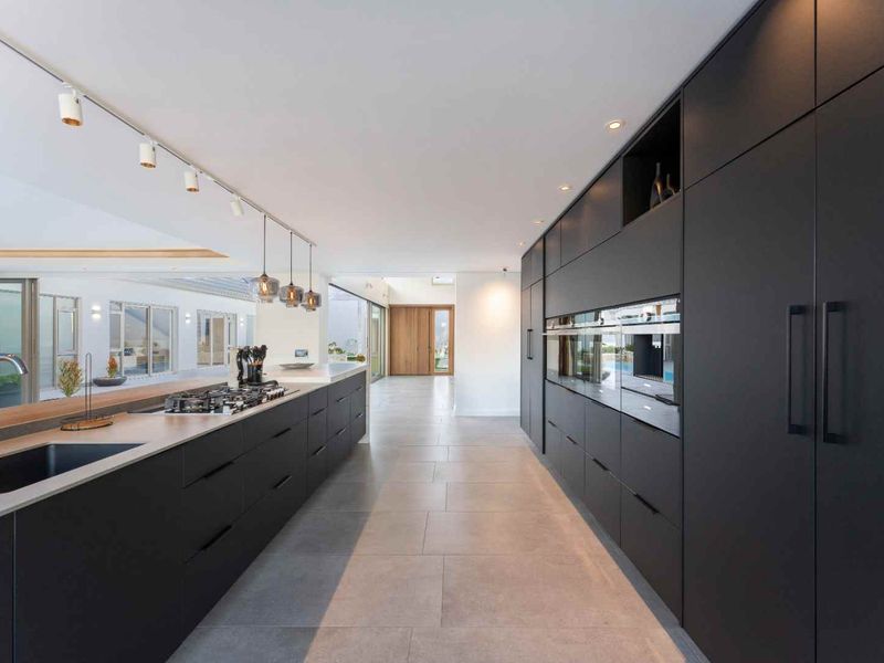 Off-Grid Luxury on the Canals – Includes Boat, Kayaks & More - Photo 7