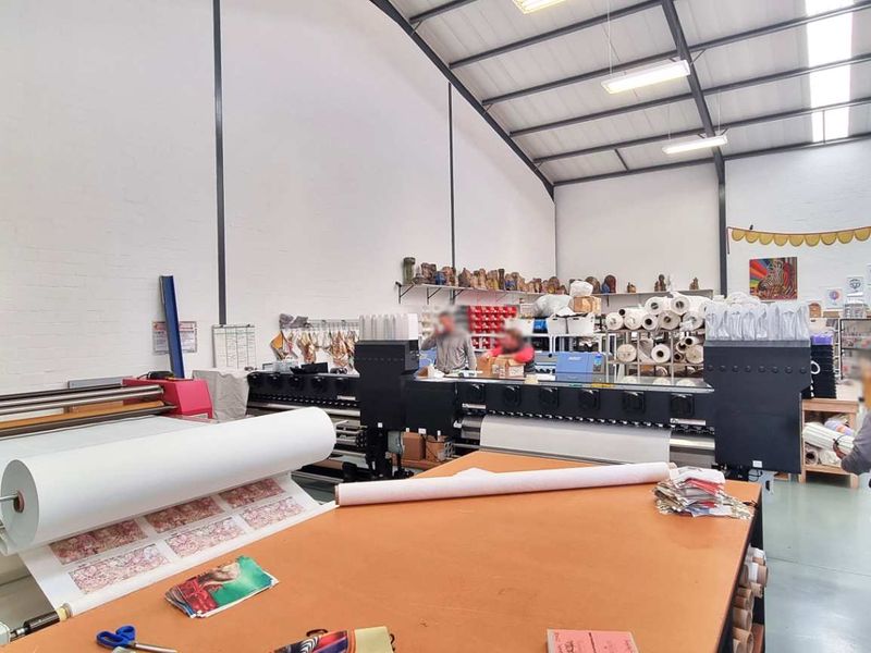 Double Volume Warehouse in Excellent Condition - Photo 5