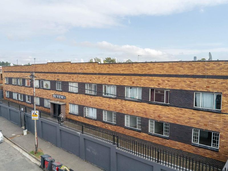 Top quality block of flats with 22 units, for sale in La Rochelle - Photo 2