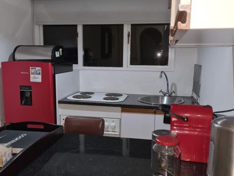 FURNISHED GARDEN COTTAGE - Photo 2