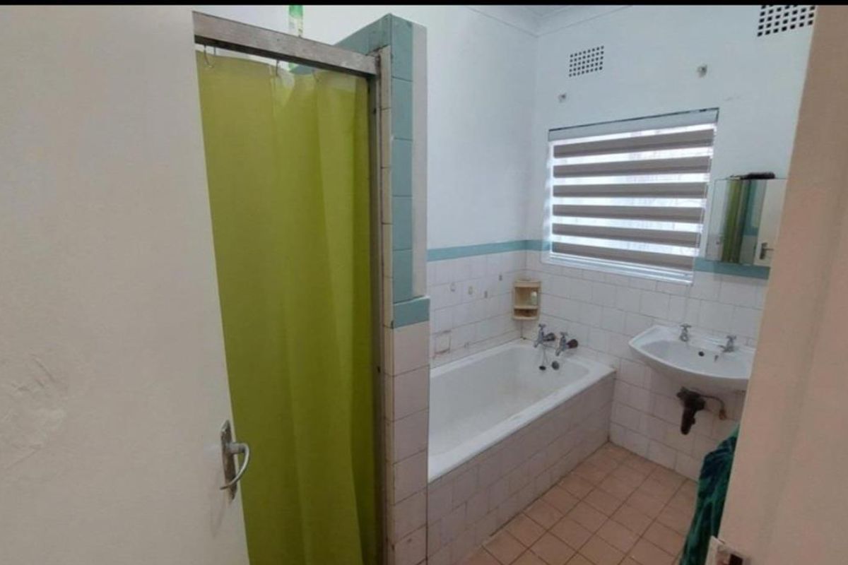 Charming 3-Bedroom Family Home for rent in Dinwiddie, Germiston - Photo 4