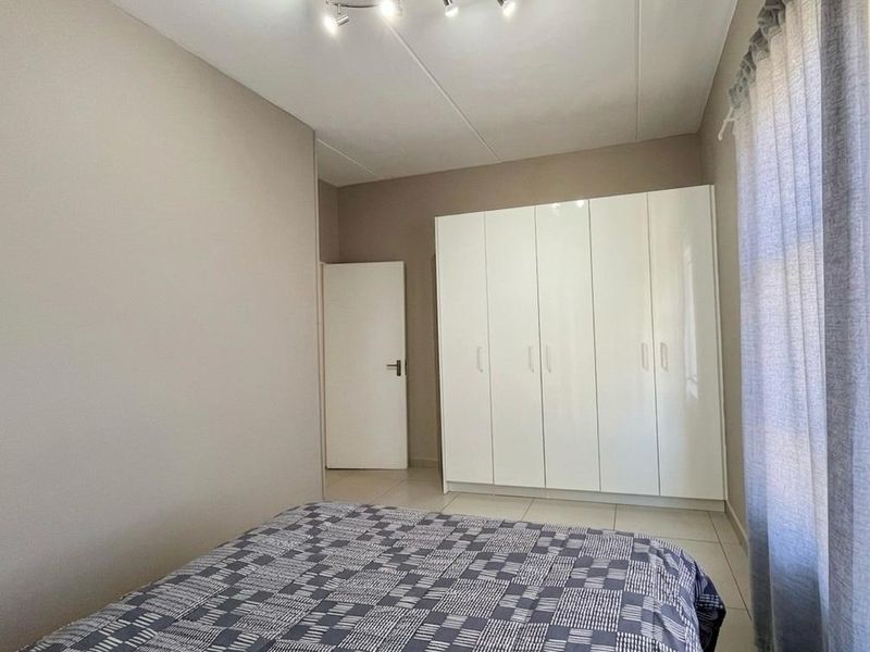TWO BEDROOM APARTMENT FOR SALE IN ISABEL ESTATE - Photo 6