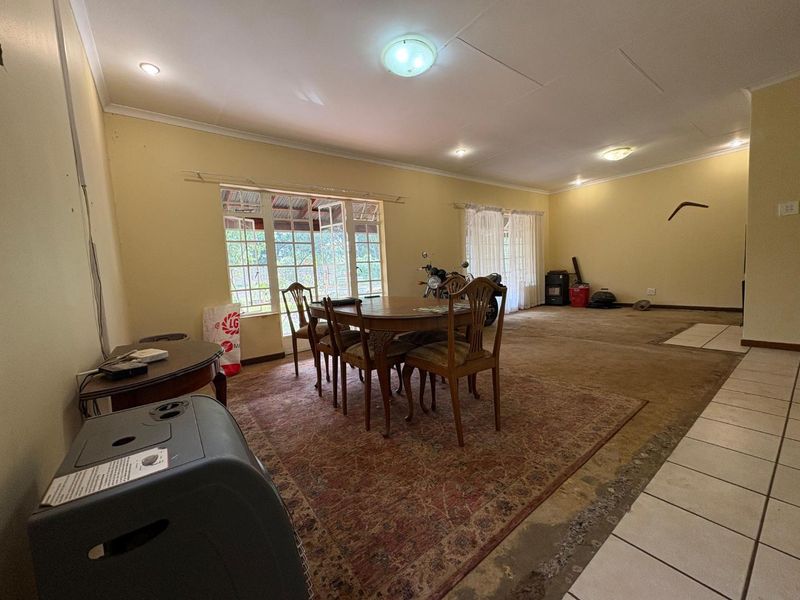 Charming 2-Bedroom Home with Spacious Yard in Henley on Klip - Photo 9