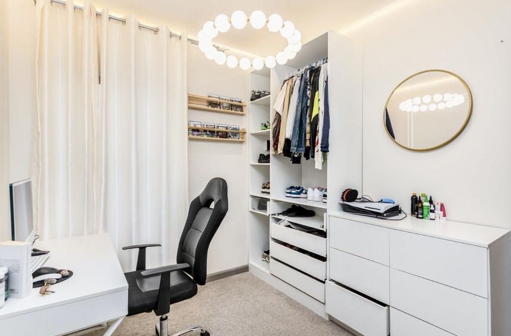 Bedroom/Office