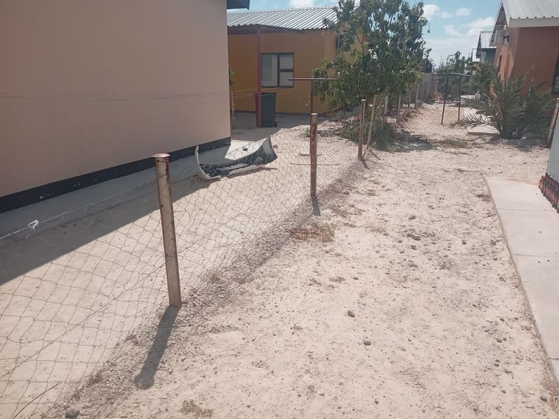 House For Sale - Ondangwa Extension 14 | N$730,000 (negotiable) - Photo 8