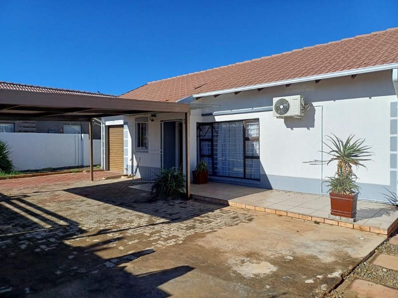 Modern 3 bedroom house - Photo 2