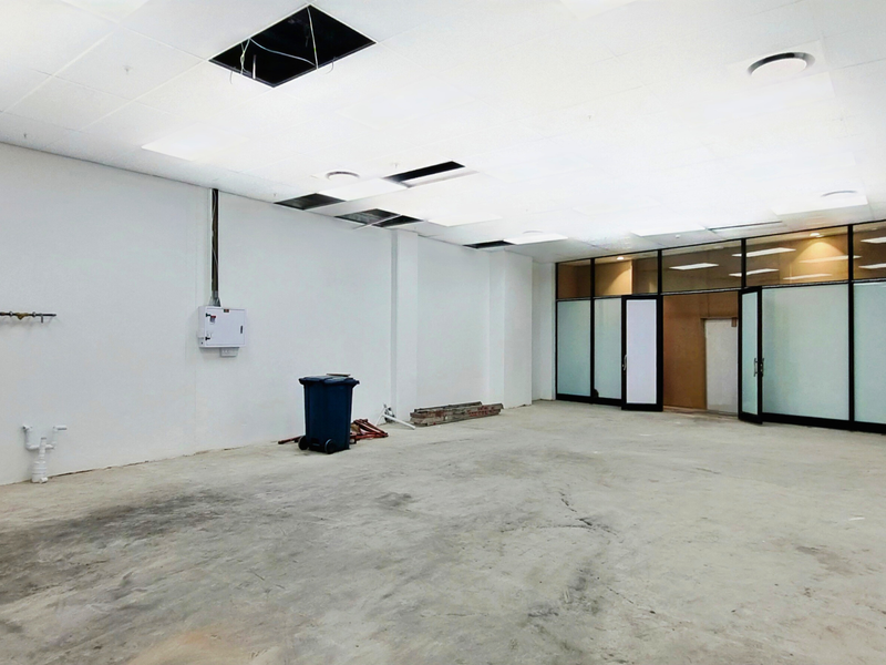119m2 Boutique Retail Unit to Let | Oceans Mall, Umhlanga - Photo 2
