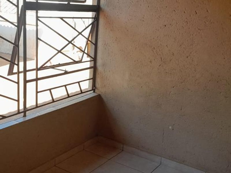 Property Investment - Photo 5