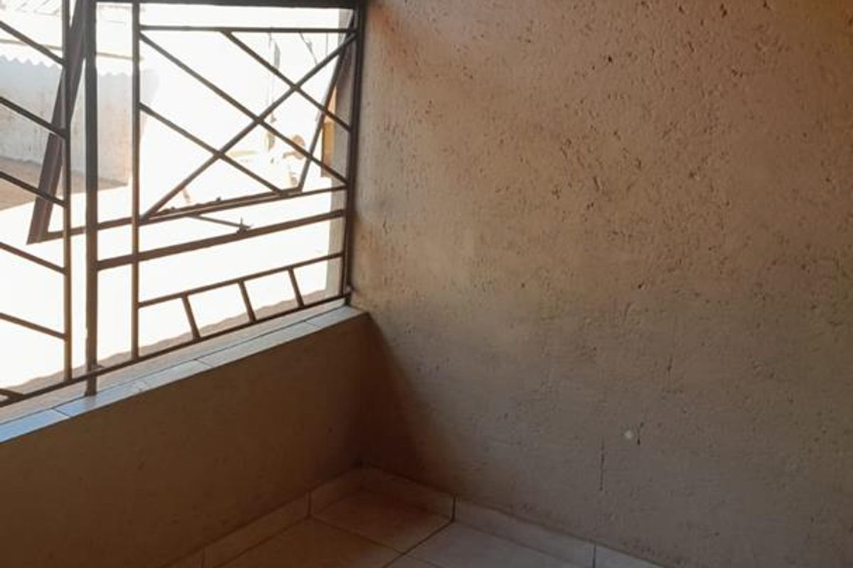 Property Investment - Photo 5