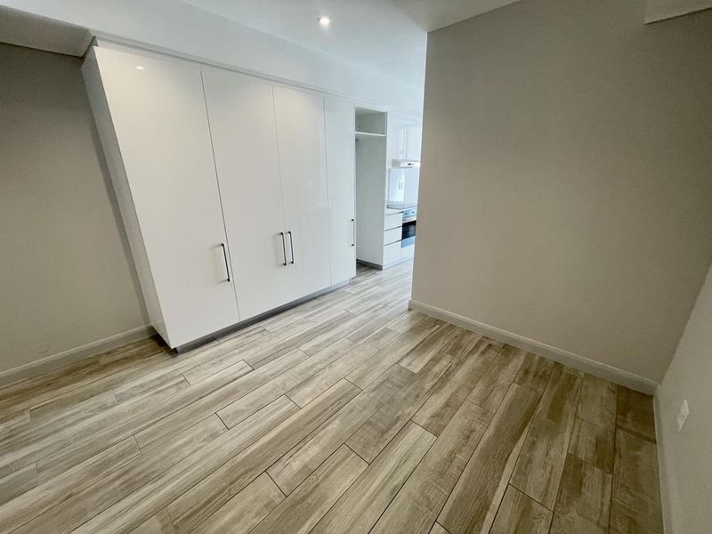 Hendra - Ultra Modern Studio Apartment for Rent in Oceans uMhlanga - Photo 8