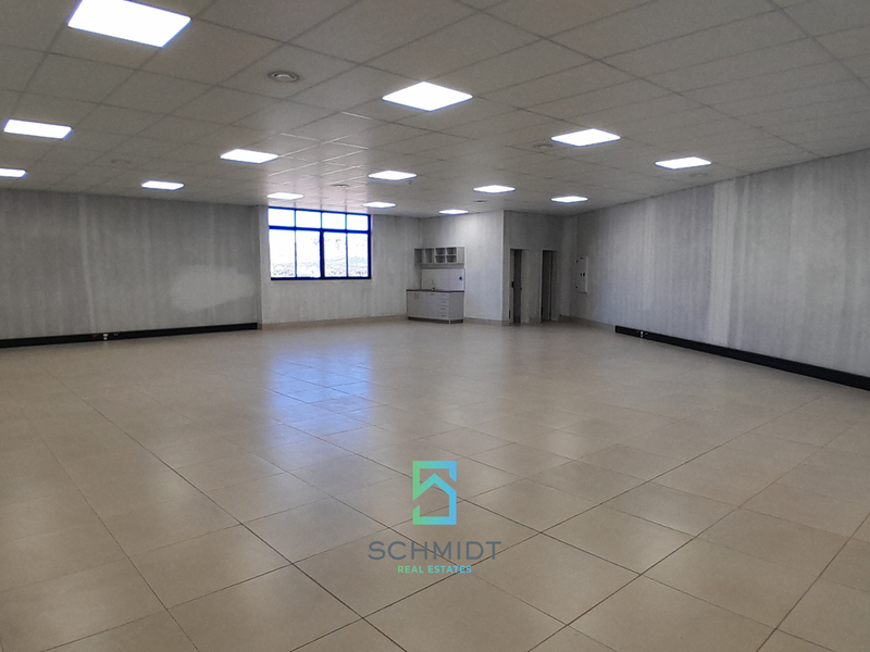 Prime Office Space Opposite Grove Mall – 175m2 To Let! - Photo 2