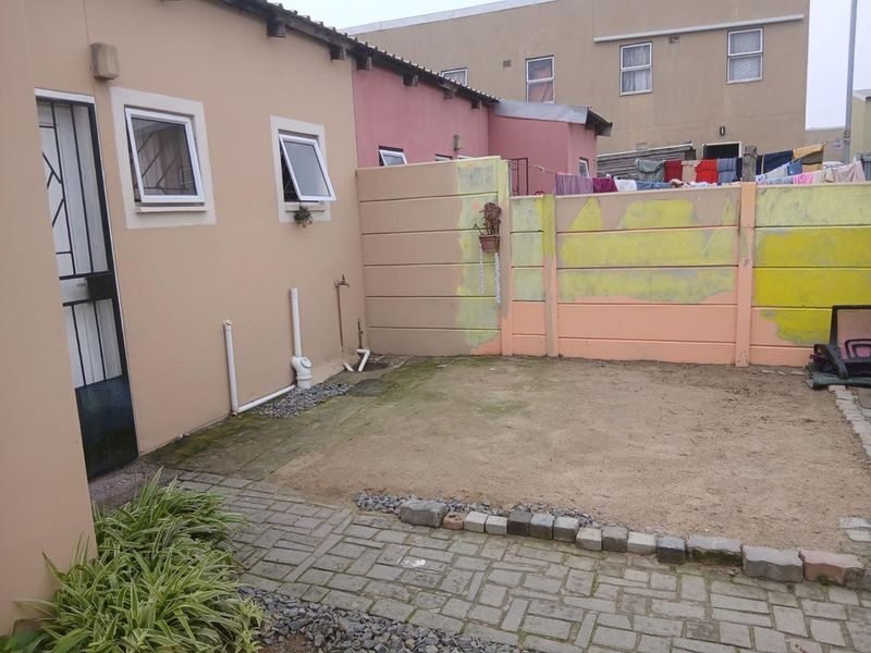 Charming 2-Bedroom Semi-Detached House in New Beginning - Photo 2