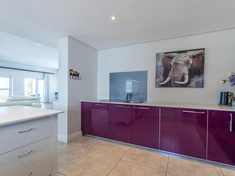 Weekend West Coast Beach House Awaits You - Photo 9
