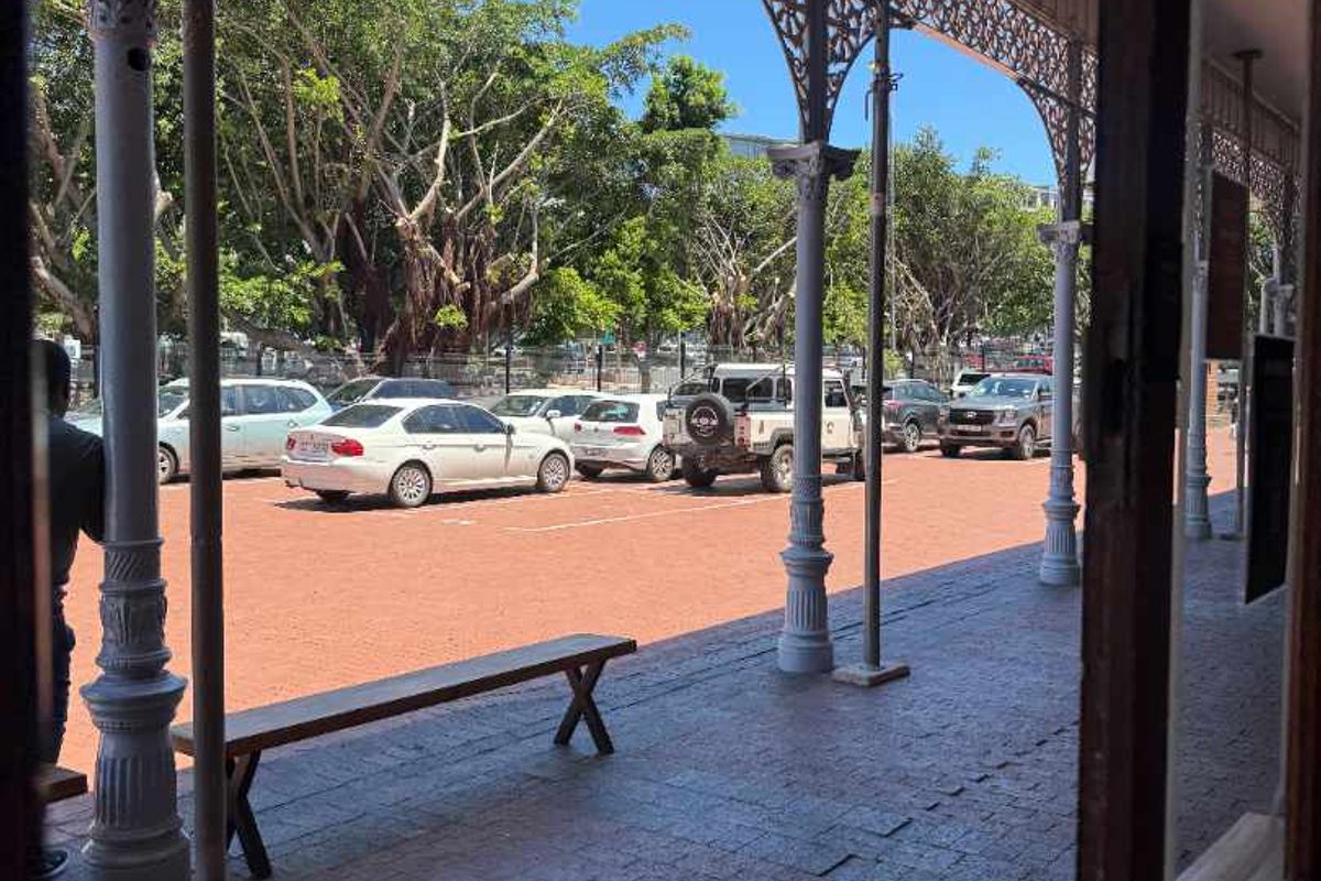 36m2 of retail space within a heated Hyrox gym ideal for fitness, chiropractors - Photo 5