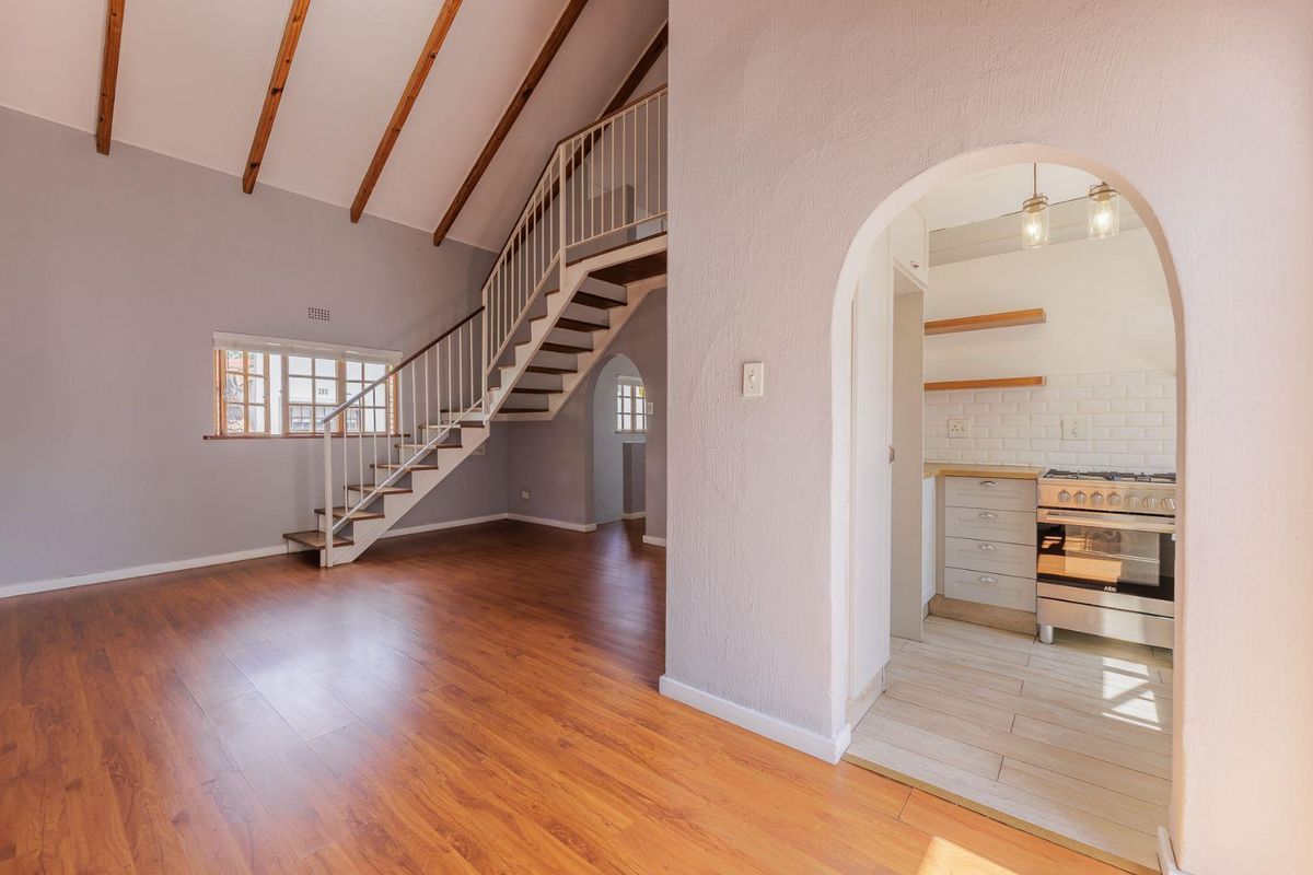 2 BEDROOM LOFT APARTMENT FOR SALE IN BRYANSTON - Photo 2