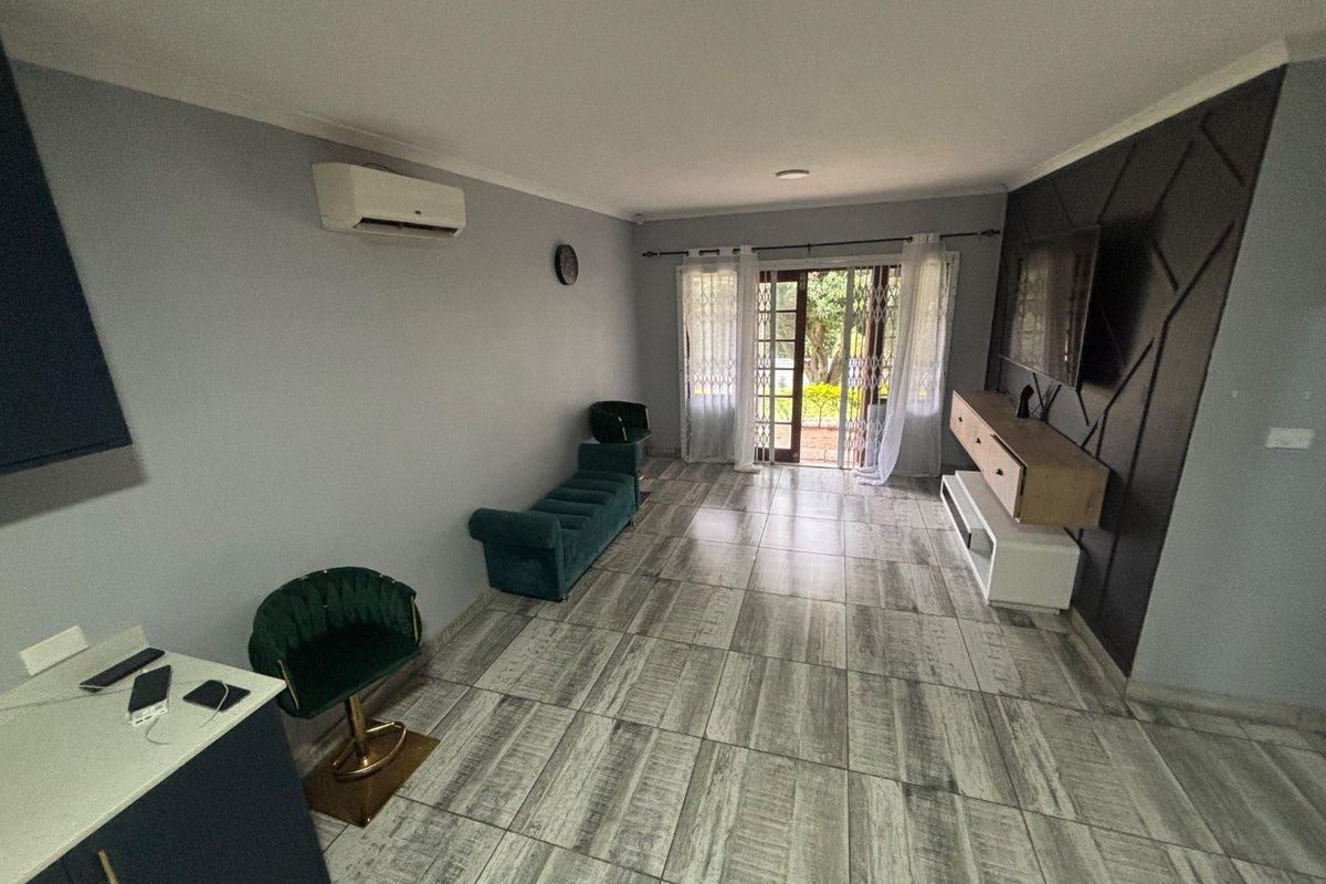 3 Bedroom ,Two bathroom Townhouse to Rent - Photo 4