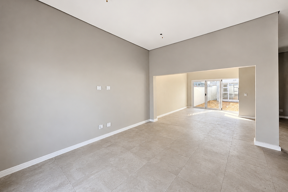 Modern 4-Bedroom Single-Storey Home Designed for Effortless Living in Sandown, Cape Town - Photo 3