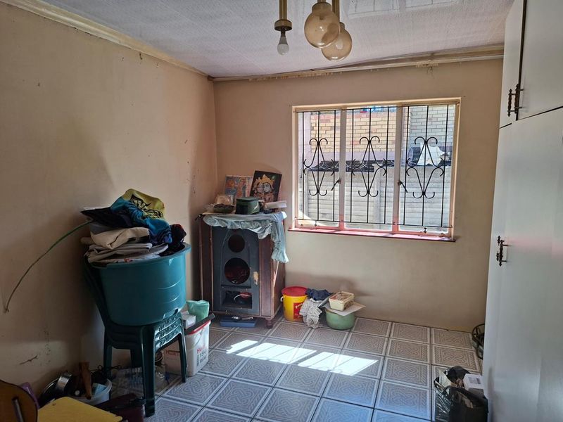 Affordable Family Home in Forderville, Estcourt - Photo 6