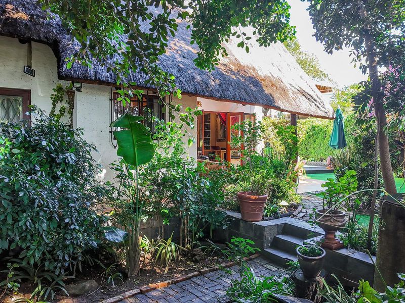 This charming and distinctive home could be your dream property. - Photo 6