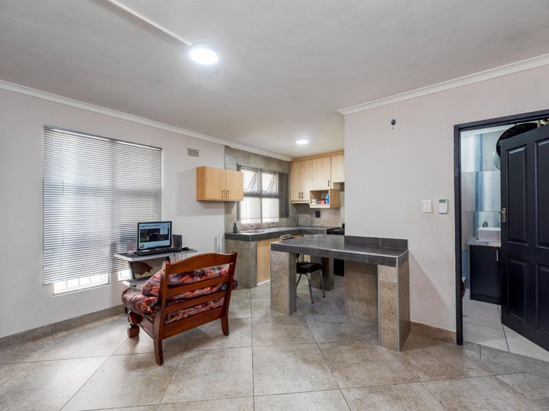 Cosy modern 2 bedroom apartment - Photo 4