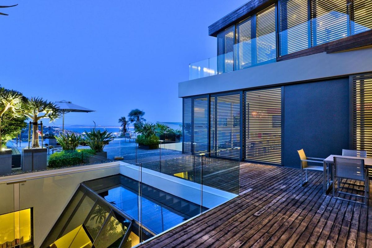 Iconic Eco Luxury Masterpiece for Sale in Higgovale – Unrivalled Views, German Engineering, Fully Off Grid - Photo 5