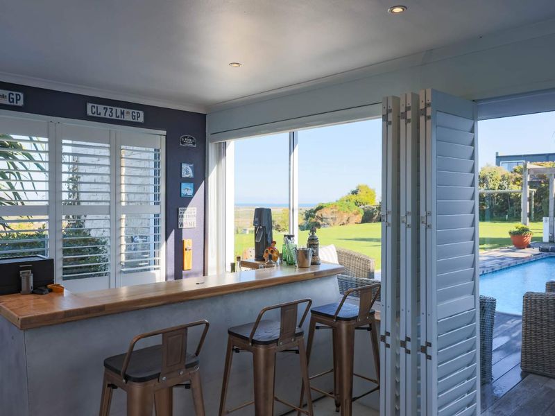 Elevated Living. Extraordinary Views. - Photo 10