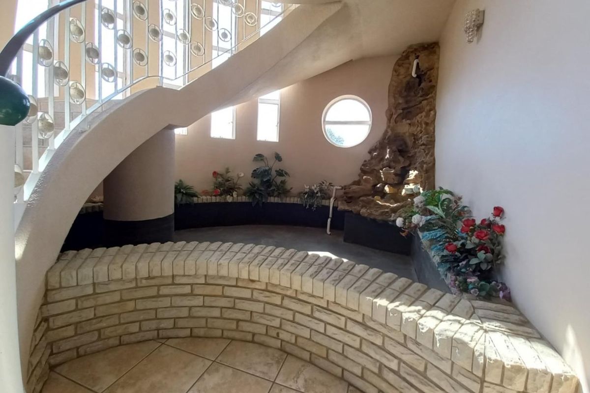 Prime Mixed-Use Property Just Outside Ladybrand with Strong Rental Income and Scenic Views - Photo 2