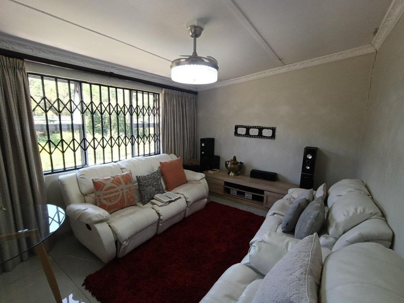 Beautiful 4-Bedroom Family Home for Rent - Photo 4