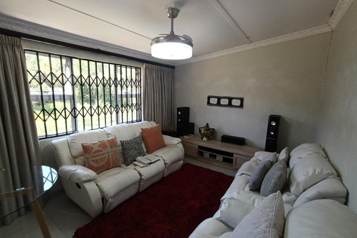 Beautiful 4-Bedroom Family Home for Rent - Photo 4
