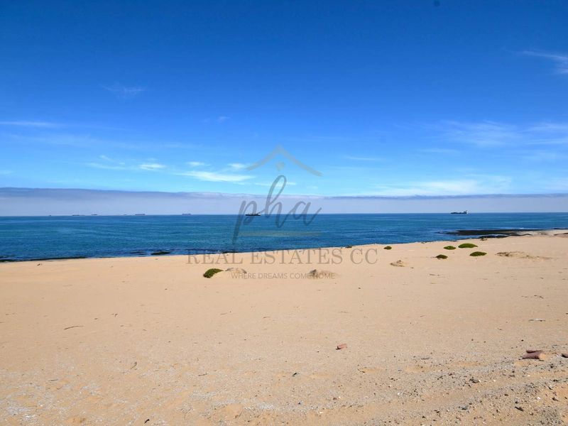 **Exclusive Beachfront Lots for Sale at Prime Afrodite!** - Photo 4