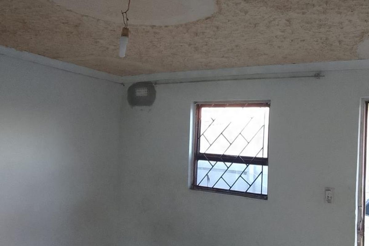 Flat to Rent in Mfuleni - Photo 4