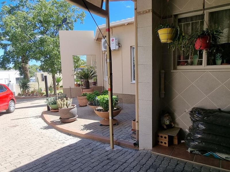 OLYMPIA | House for Sale which has been REZONED FROM RESIDENTIAL TO OFFICE located next to MTC - Photo 10