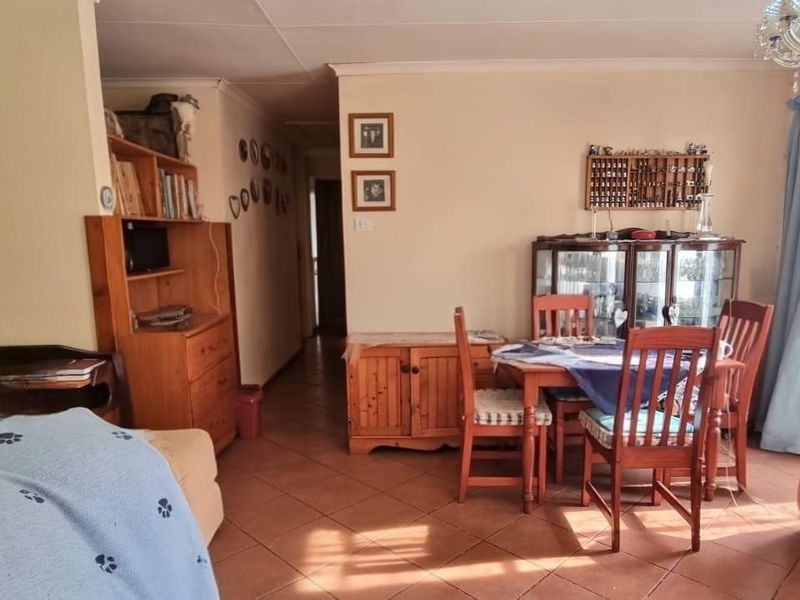 RENT OUT OR MOVE IN! - Photo 3