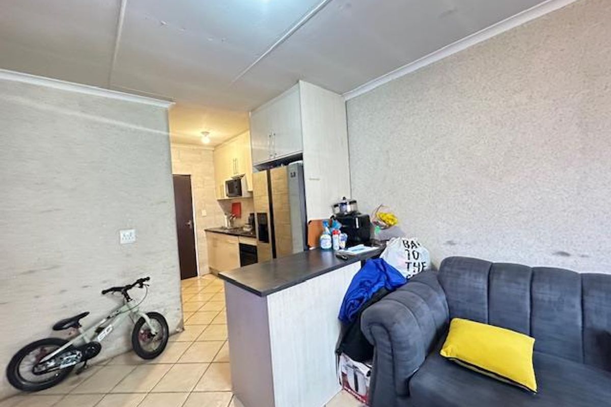 2-Bedroom House for Sale in Olievenhoutbos, Centurion - Photo 3