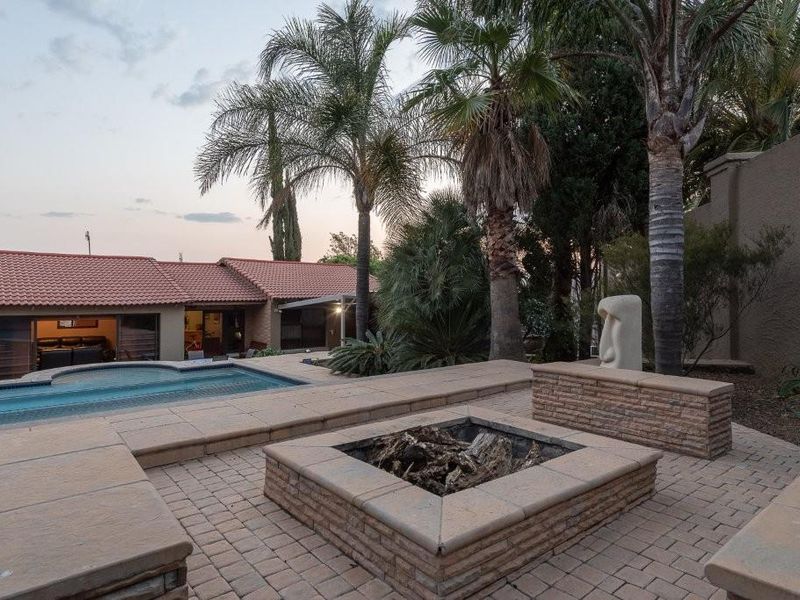 Find Your Forever Home: Luxury Meets Practicality! - Photo 7
