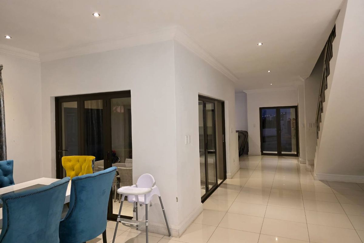 This might be too much space for a family that never hosts. - Photo 4