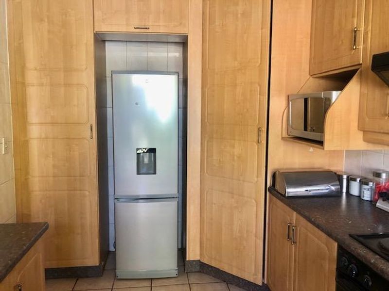 3-Bedroom Home for Sale in Verwoerdpark! - Photo 5