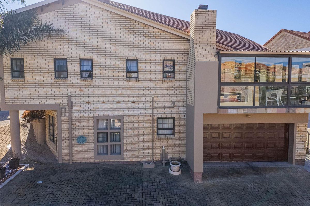 Charming sea view from your braai balcony! - Photo 5