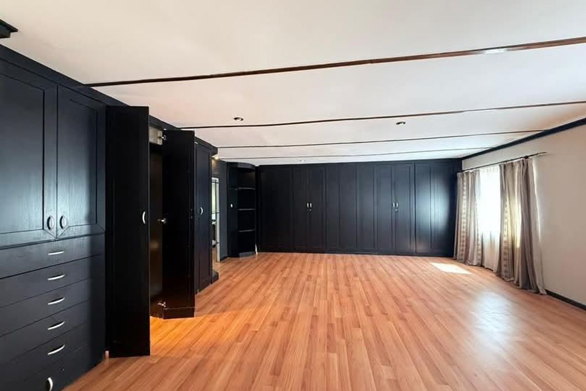 Freestanding Home in Avis - Photo 2