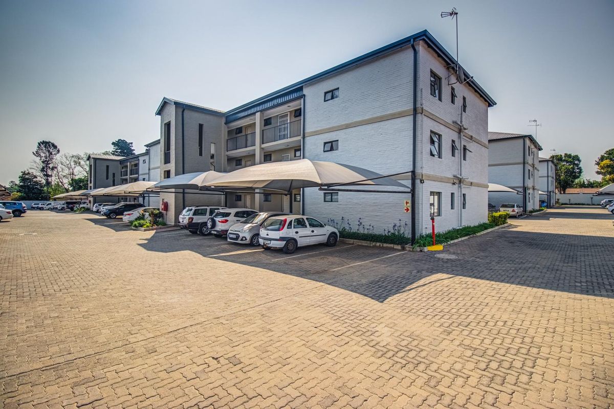 “Secure returns. Prime location. Immediate income.” - Photo 2