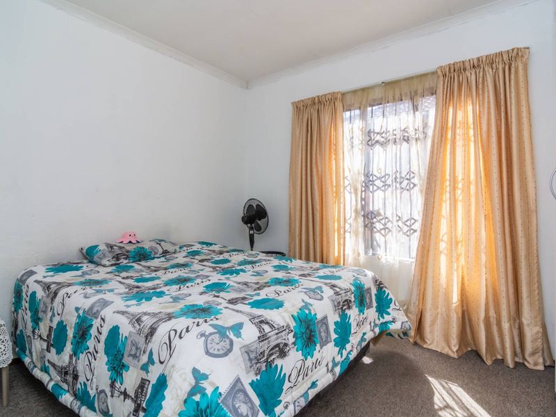 Don't miss this opportunity to own this well kept Townhouse - Photo 4