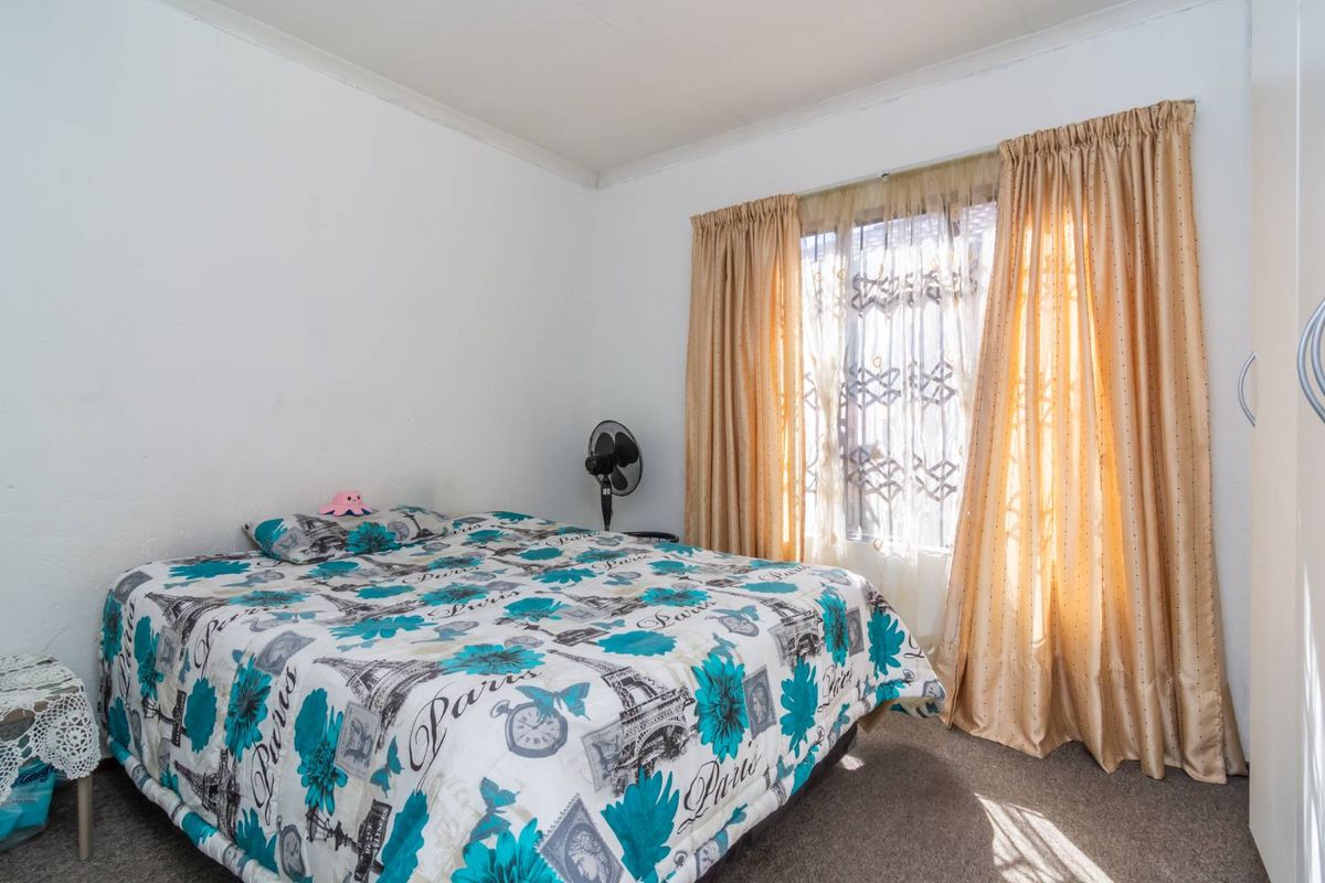 Don't miss this opportunity to own this well kept Townhouse - Photo 4