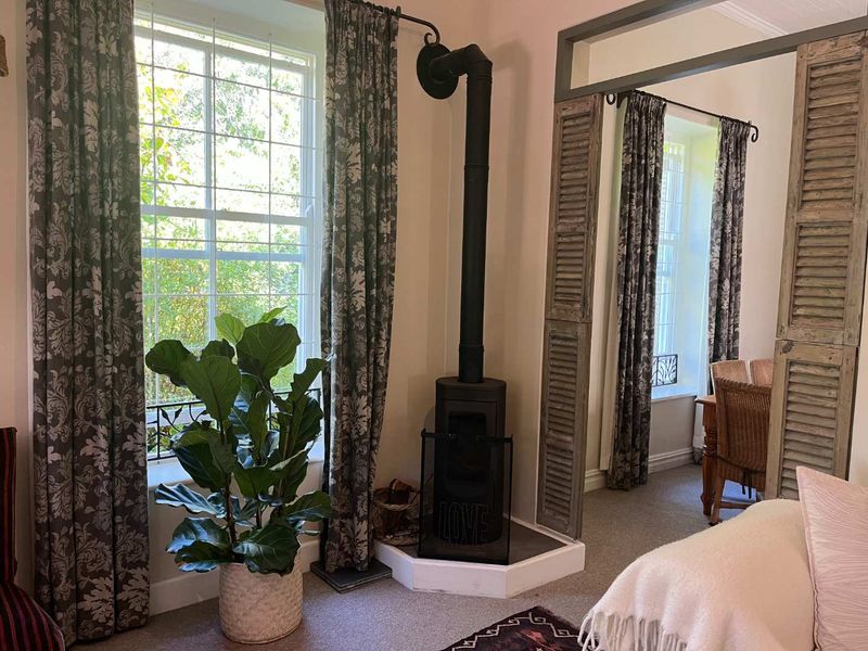 HIDDEN GEM IN THE HEART OF CLAREMONT - Photo 7